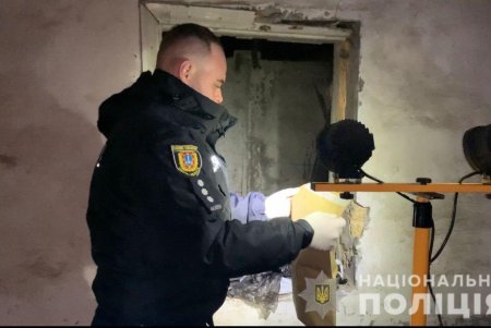 В заброшенном здании Суворовского района подростки обнаружили тело младенца в пакете  (фото)