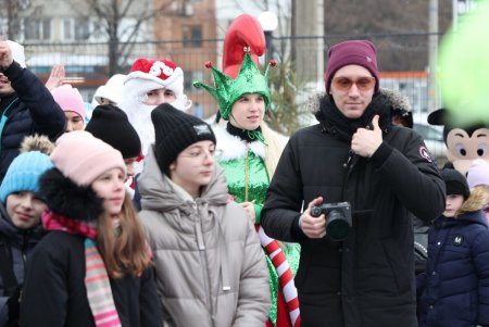 В Киевском районе, на месте старого скейт-парка, открылась новая ледовая арена (фото) 