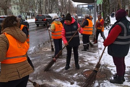 Одесские коммунальные службы работают в усиленном режиме (фото)