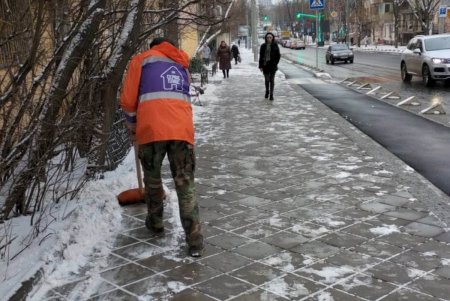 Одесские коммунальные службы работают в усиленном режиме (фото)