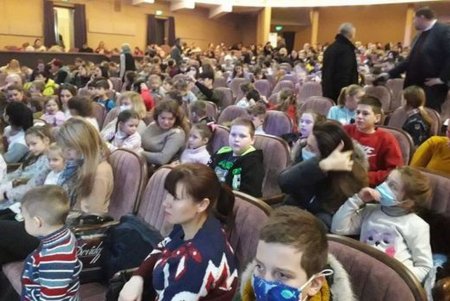 Одесский районный совет подарил детям новогоднюю сказку (фото)