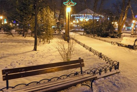 Дерибасовская и Горсад уже готовы к новогодним и рождественским праздникам (фоторепортаж) 