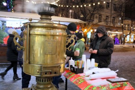Дерибасовская и Горсад уже готовы к новогодним и рождественским праздникам (фоторепортаж) 