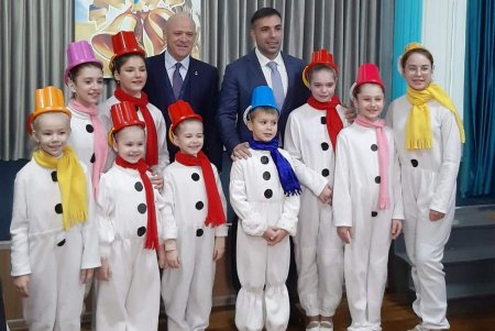 В Приморском районе в школе №16 открыли новую спортивную площадку (фото)
