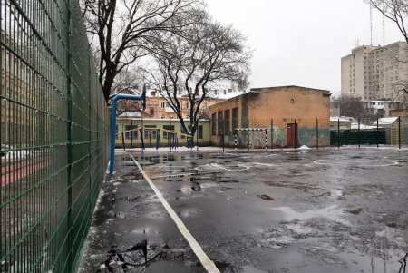 В Приморском районе в школе №16 открыли новую спортивную площадку (фото)