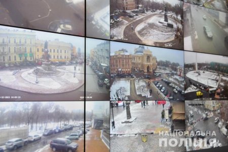 Около полутора тысяч полицейских обеспечат порядок во время Нового года и Рождества в Одесской области (фото, видео)