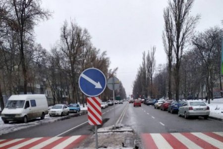 Одесские коммунальщики обновили «островок безопасности» в Малиновском районе (фото)