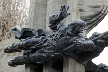 Январская прогулка по Адмиральскому проспекту (фоторепортаж)