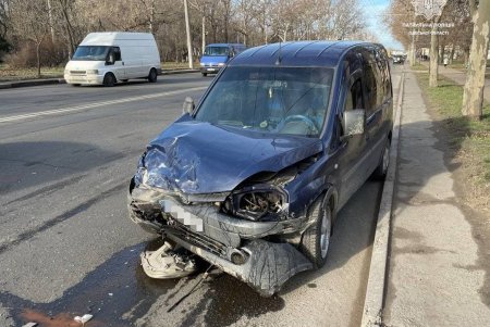 ДТП в Одессе: женщина и двое малолетних детей в больнице (обновлено, фото)