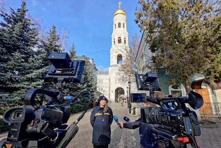 Накануне Рождества спасатели проверили пожарную безопасность в одесских храмах и напомнили правила безопасного обращения с огнем