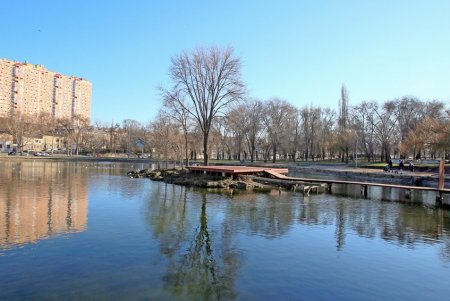 Дюковский парк в ожидании обновления (фоторепортаж)