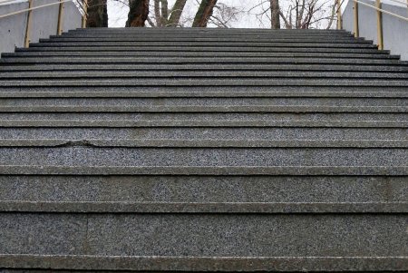 Как выглядит реконструированная Курсантская лестница в Одессе (фоторепортаж)