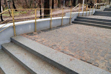 Как выглядит реконструированная Курсантская лестница в Одессе (фоторепортаж)