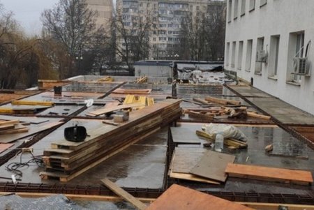 В Суворовском районе модернизируют детскую больницу №3: сейчас ведется отделка старого помещения (фото)