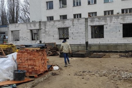 В Суворовском районе модернизируют детскую больницу №3: сейчас ведется отделка старого помещения (фото)