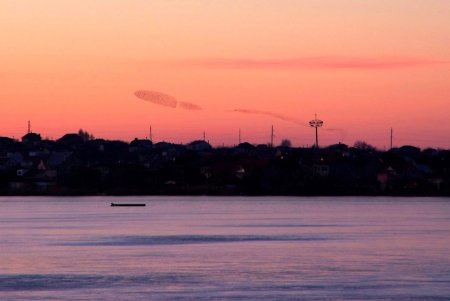 Одесситам показали необычное явление на закате (фото)