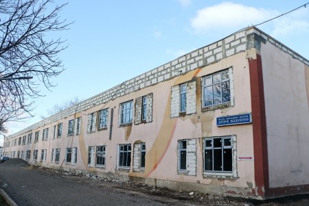 В инфекционной больнице активно ведется реконструкция детского отделения за счет городского бюджета (фото)