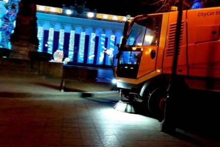 Коммунальщики за неделю очистили десятки улиц, дождеприемников и каналов (фото)