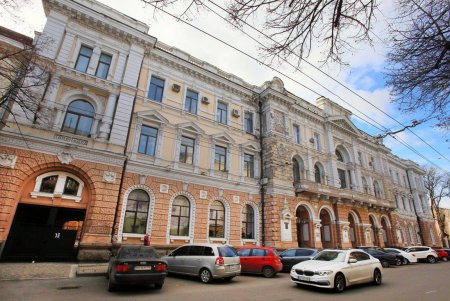 Здание одесского Главпочтамта - архитектурное  украшение улицы Садовой (фоторепортаж)