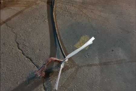В Приморском районе двоим мужчинам не дали сбежать со срезанными коммуникационными проводами (фото)
