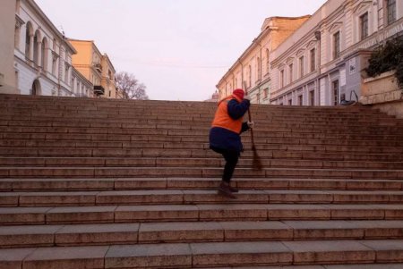 В течение недели коммунальщики наводили порядок на городских улицах (фото)