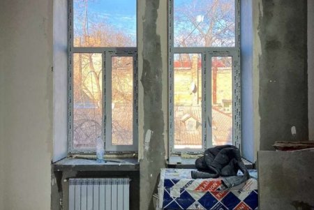Памятник архитектуры и градостроительства на Спиридоновской, 10, проходит процесс реставрации (фото)