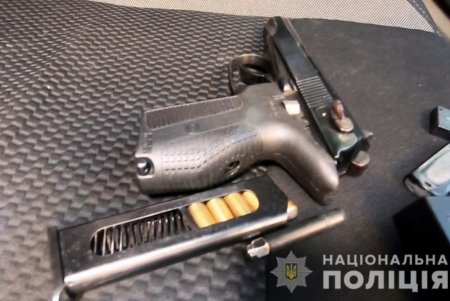 В Приморском районе мужчина похитил дорогую иномарку, чтобы потребовать у владельца выкуп (фото, видео)