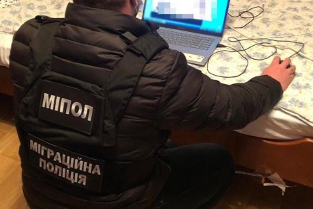 В Одессе 24-летняя вебмодель снимала и продавала порно со своим участием (фото)