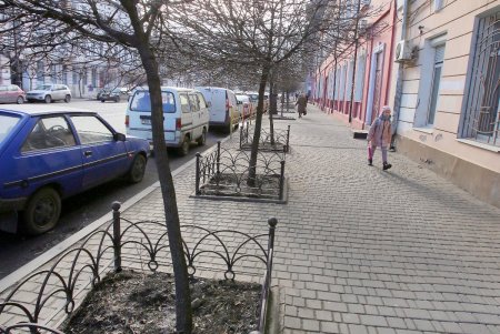 История Тираспольской: старинные здания, обновленные тротуары и современная четырехполосная дорога (фоторепортаж)