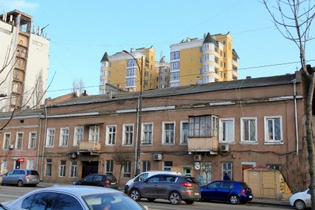 История Тираспольской: старинные здания, обновленные тротуары и современная четырехполосная дорога (фоторепортаж)