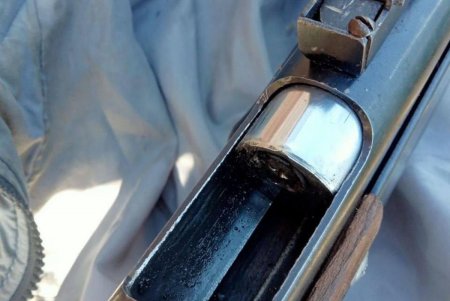 Полицейские приехали к жителю Болградского района по вызову о домашнем насилии: в доме обнаружили оружие и марихуану (фото)
