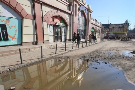 Капремонт Преображенской угол Пантелеймоновской: укрепление коллектора, замена инженерных сетей и установка новых опор (фоторепортаж) 