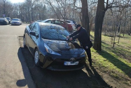 Одесские инспекторы по парковке выявили за рабочую неделю около трех тысяч нарушений (фото)