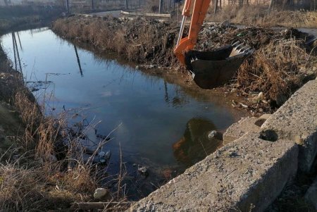 Очищать дождеприемники в понедельник будут на пяти улицах города (фото)