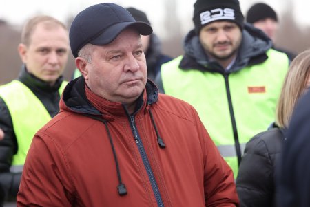 Мэр Одессы проинспектировал строительство дороги в порт совместно с жителями Большевика и Кривой Балки (фото, видео)