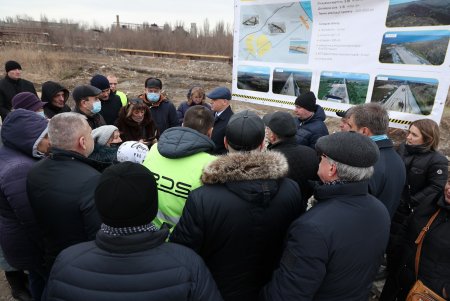 Мэр Одессы проинспектировал строительство дороги в порт совместно с жителями Большевика и Кривой Балки (фото, видео)