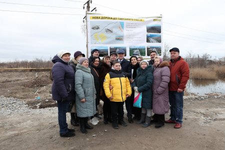 Мэр Одессы проинспектировал строительство дороги в порт совместно с жителями Большевика и Кривой Балки (фото, видео)