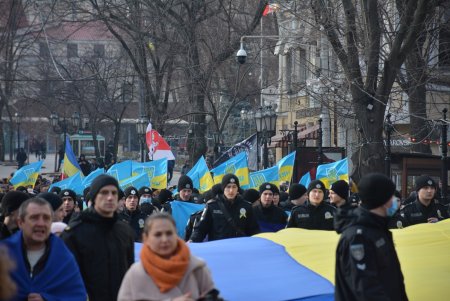В Одессе прошел патриотический марш в честь Дня единения (фоторепортаж)