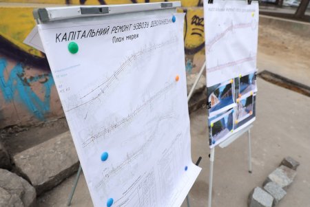 Мэр Одессы совместно с инициативной группой проинспектировали работы по реконструкции Деволановского спуска (фото, видео)