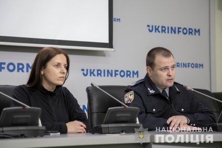 Правоохранители просят украинцев сообщать о подозрительных людях или транспорте