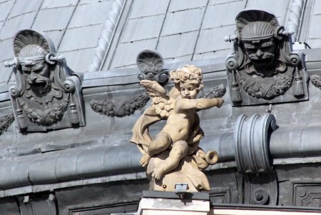 Театральная площадь — яркая жемчужина морского города (фоторепортаж) 