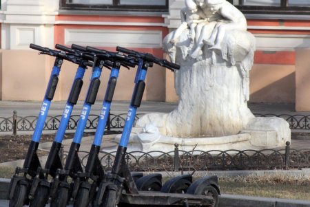 Театральная площадь — яркая жемчужина морского города (фоторепортаж) 