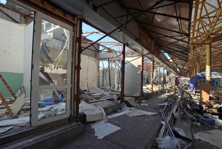 Старые рыбные ряды демонтировали на рынке «Привоз» (фоторепортаж)