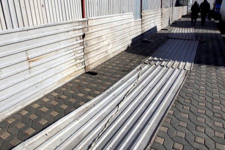 Старые рыбные ряды демонтировали на рынке «Привоз» (фоторепортаж)