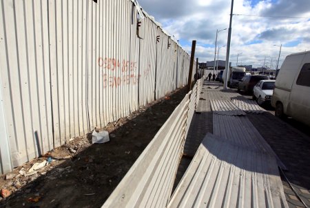 Старые рыбные ряды демонтировали на рынке «Привоз» (фоторепортаж)