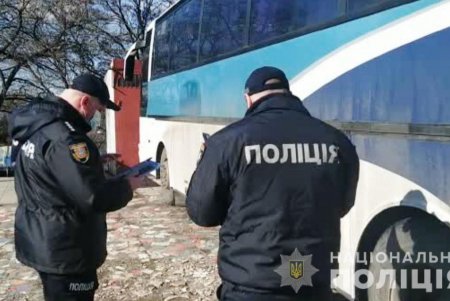 В Одессе из незаконного оборота правоохранители изъяли почти 300 килограммов контрафактной икры осетровых и раков (фото, видео)