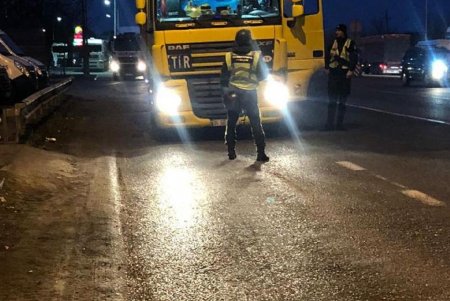 В ходе учений на территории Одесской области изъяли нелегальное оружие и выявили двоих человек, разыскиваемых Интерполом (фото)