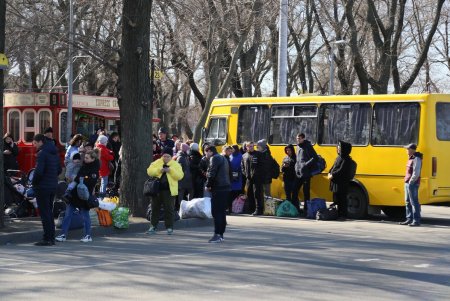 Военное положение в Одессе, день второй (фоторепортаж)