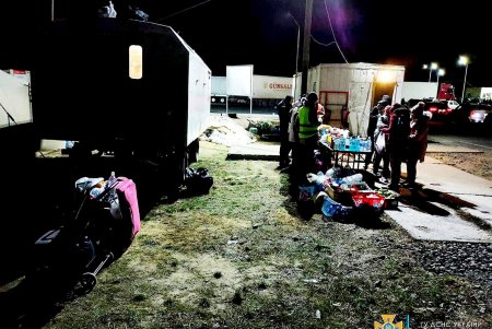 Более тысячи украинцев обратились за помощью в пункт жизнеобеспечения на КПП «Орловка-Исакча» (фото)