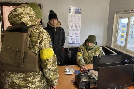 В Одесской области пятеро мужчин хотели подкупить пограничников и выехать за границу, но попали в военкомат (фото)